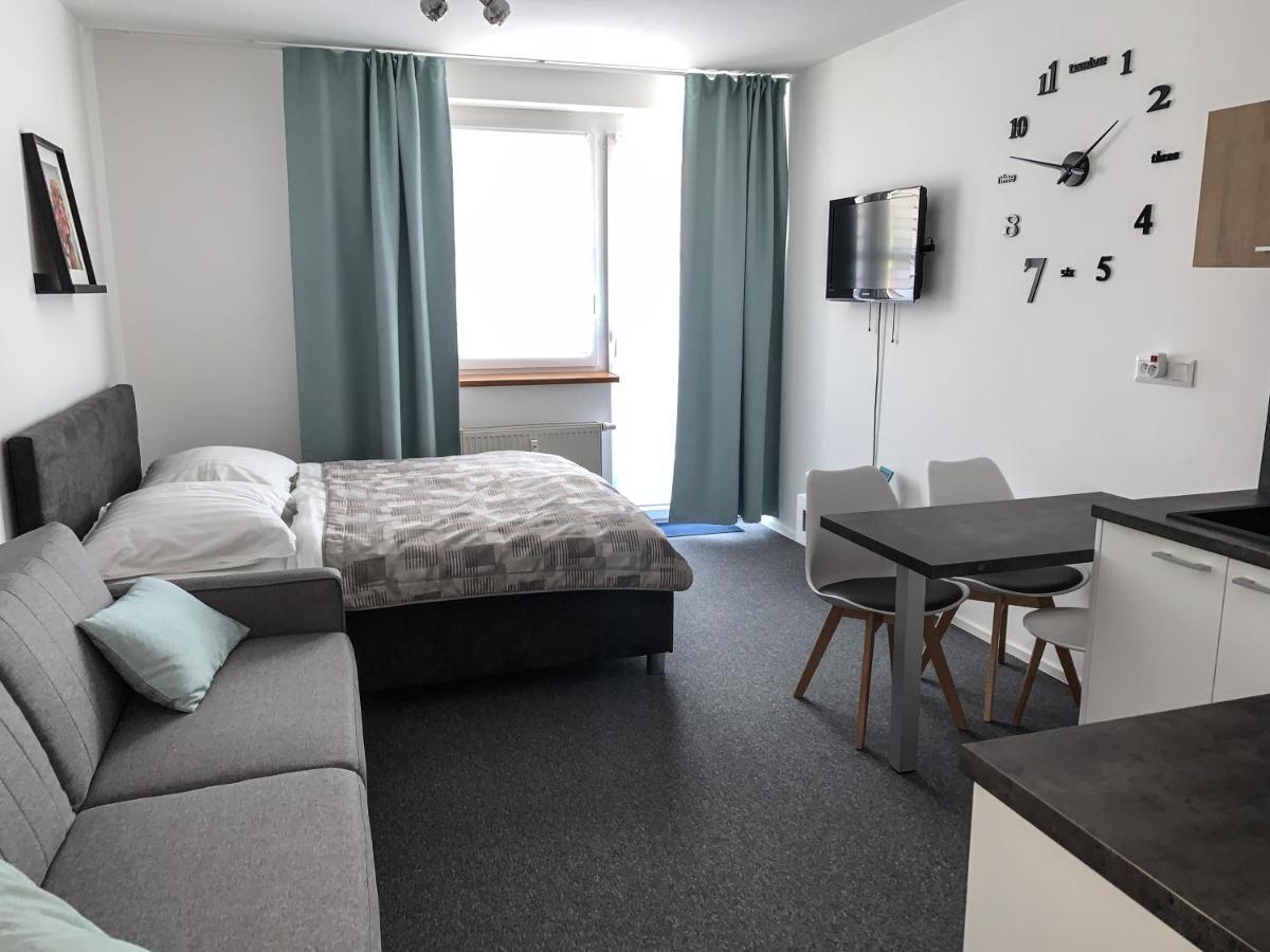 Apartman J&J Besenova Exterior photo